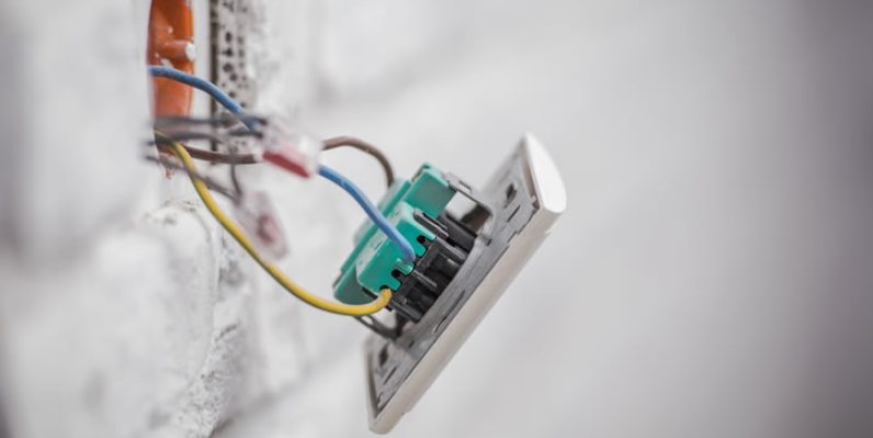 electric-outlet-installation